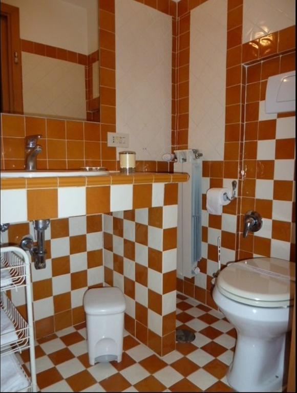 Hotel Sutrium الغرفة الصورة